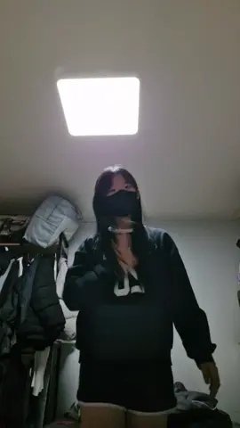 어지저찌 가리긴 가렸죠? ㅋ