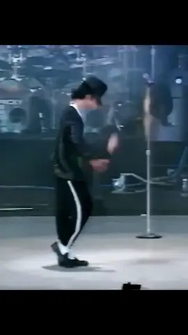 Moonwalk trend #michaeljackson #mj #moonwalker #mjedit #jackson #michael #moonwalk 