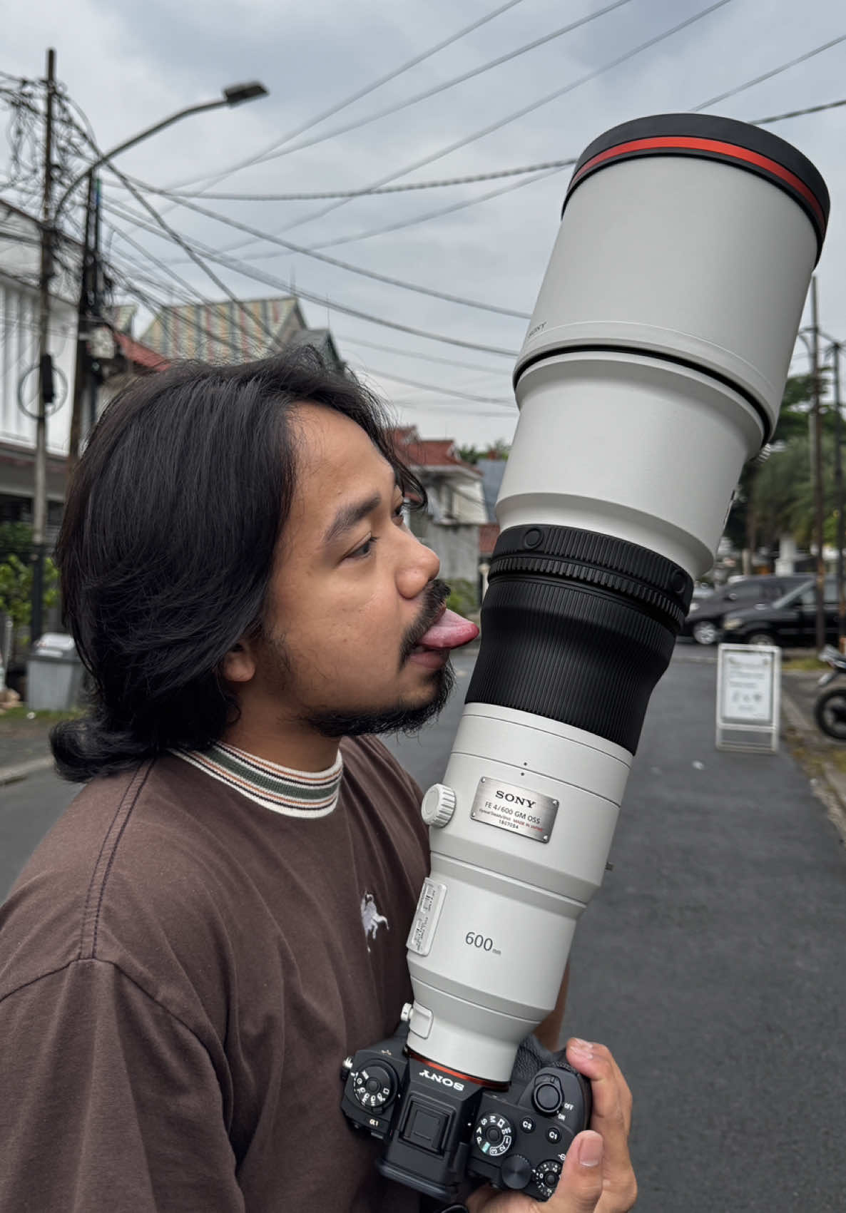 Yuk yg banyak duit bayarin dah, berat ini anjay🙃 #sony #fe600mmf4gmoss #sonya1 