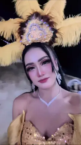 ketua lagi gacorrr❤️‍🔥❤️‍🔥❤️‍🔥               @Aan Andrew wedding galery @anggunvanessa_attelier @RIO DENKA @ZULFAIS AUDIO  #fyp #karnaval #karnavalkidangberik2025 #xyzbcafypシ #dancerkarnaval 