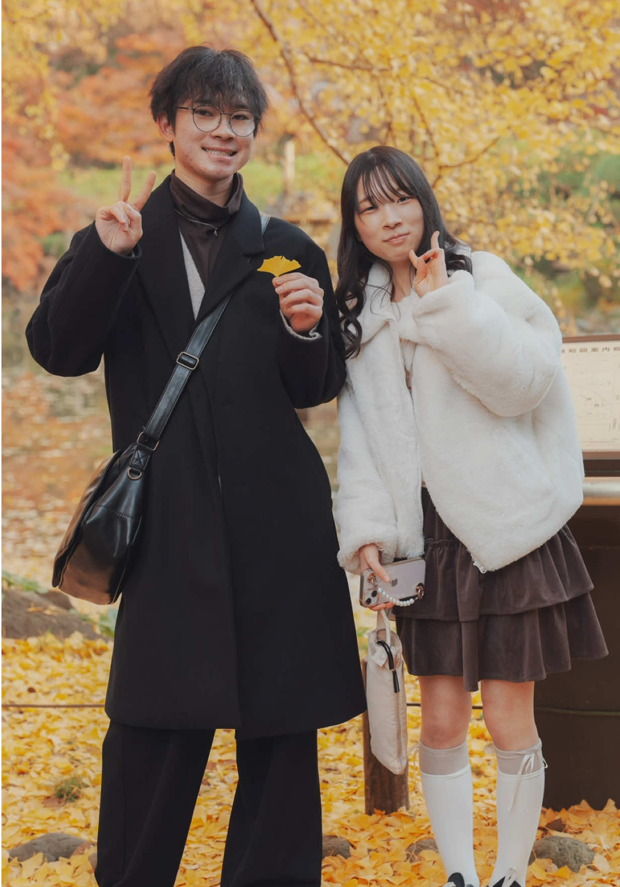 在東京的日比谷公園送陌生人照片🫶🫶🤩 是一對很可愛的情侶👍🏻👍🏻👍🏻 又跑來日本拍照了哈哈哈 多學了幾句日語🤩