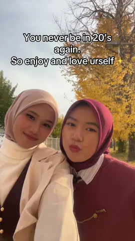 cutieee🥰✨ #fypage #autumnvibes #ootdhijabsimple #traveling 