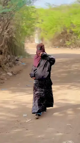 #CapCut heesta  macan badana ali zaki miyaa qaday 🫶😂🥹🤸