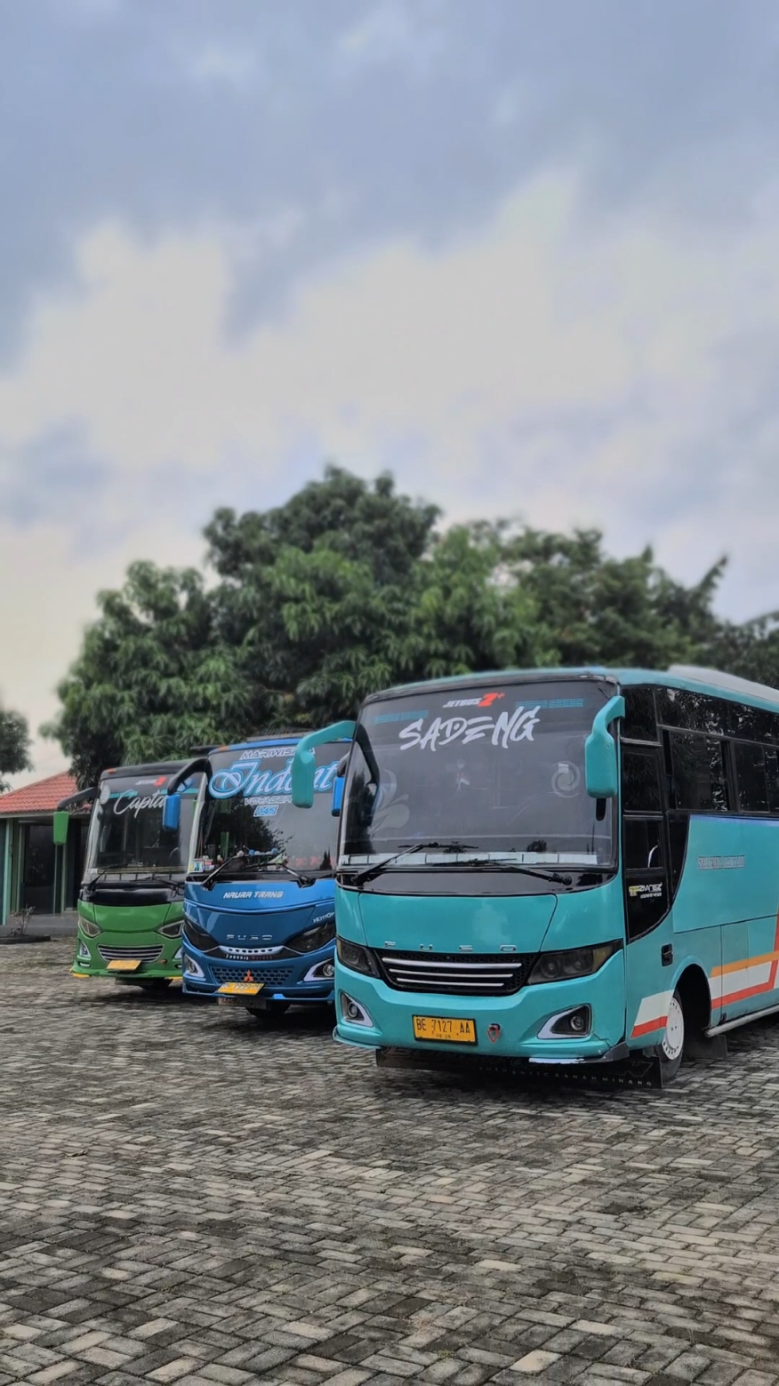 Kalo laper makan mie Kalo butuh jasa angkutan Just call me🙋🏻 #videobus #fyp #willyblackbrother #CapCut 