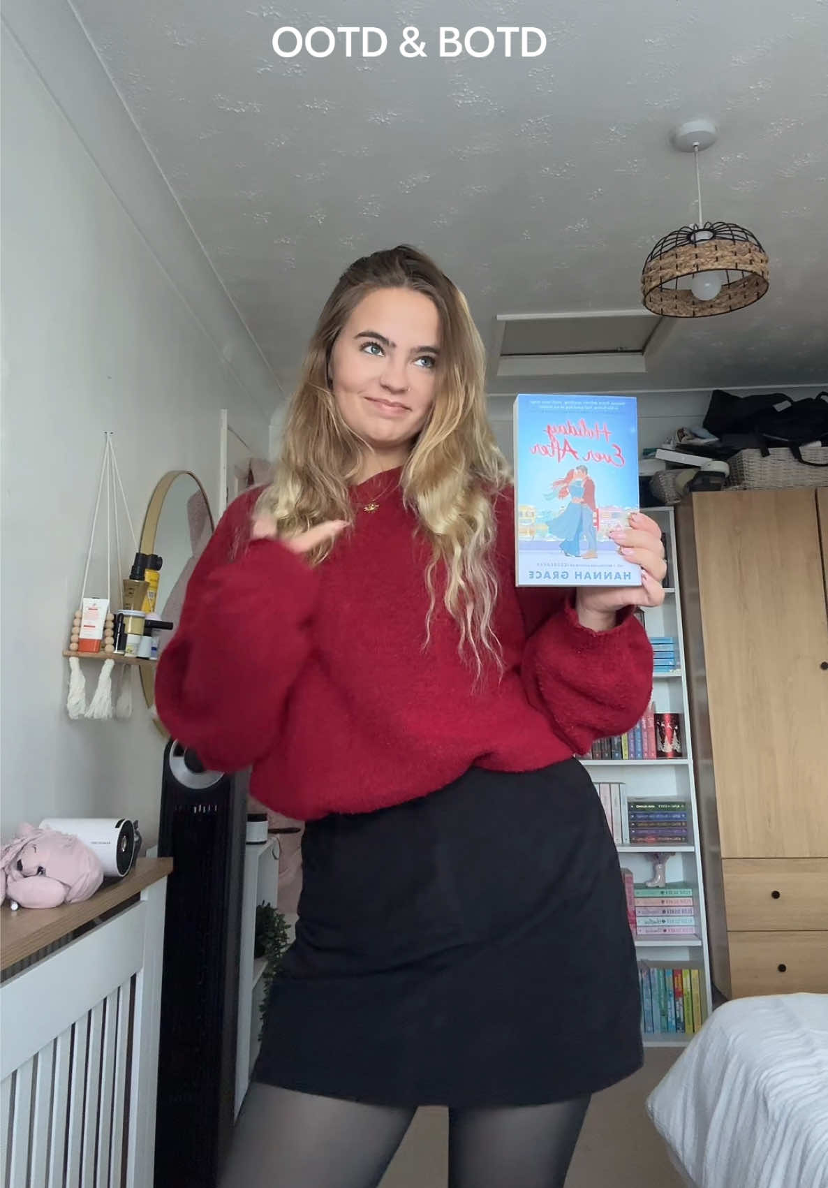 Christmas books for the foreseeable 🤭🎄❄️✨ #holidayeverafter #BookTok #botd #OOTD #BookTok 