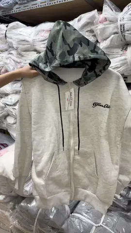 Áo khoác hoodie hoạ tiết Camo thêu chữ hot hit ạ #tiktok #xuhuong #hoodie #fyp 