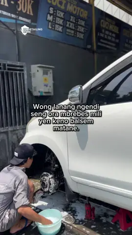 arepo piye-piye panggah brebes😭🫵🏻 kakalau cari salon mobil dan motor di Ponorogo yang udah all in? yaa DR DETAILING CARE solusinya😎 📍 Jalan Kalimantan no 137 Banyudono Ponorogo 📞 ADMIN DETAILING & RESTORASI : 0812-3174-0926 📞 ADMIN BLASTING & FURNITURE CUSTOME : 0822-3637-3636 #salonmobilponorogo #coatingmobil #tempatdetailingmobil #coatingmobil #drdetailingcare #detailingmobilponorogo #detailingmotor #ponorogo24jam #png24jam #png24jam🏴‍☠️ 