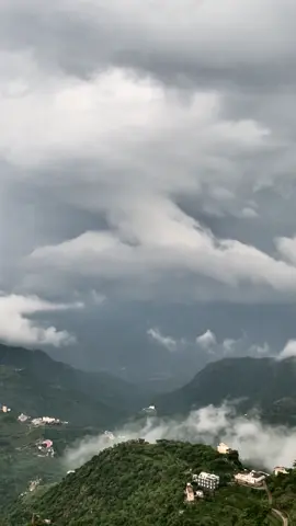 ⛰️💗#فيفاء #جبال_فيفاء#شتاء #fyppppppppppppppppppppppp #فيفاء_الجنوب_السعوديه 