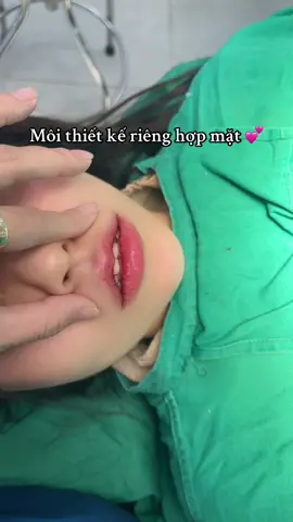 Môi đẹp là môi hài hòa khuôn miệng - khuôn mặt….không bị rời rạc tách biệt quá sẽ mất duyên #catmoi #catmoidep #catmoitraitim #thammyhoaela 