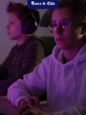 Si tienes entre 14 y 17 años Ten tu propia tarjeta de débito para suscribirte a tus APPS