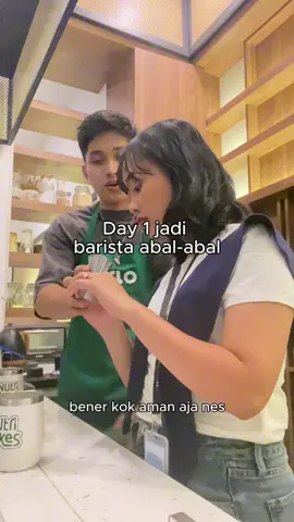 day 1 jd barista abal2 cuma karna nemenin sam doang😂😌 #boybestfriend #friendzone #timsam #nutriflakes 