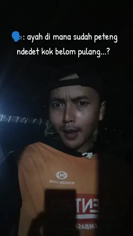 ayah peteng ndedet belom pulang#dagelan #komedikocak #masandika #fypシ゚ 