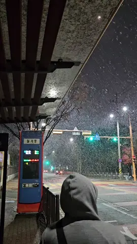 #pmikorea🇮🇩♡🇰🇷 #salju #pulangkerja #fypシ゚viral 