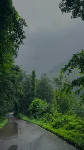  الَّذِينَ يَذْكُرُونَ اللَّهَ قِيَامًا وَقُعُودًا وَعَلَىَ جُنُوبِهِمْ وَيَتَفَكَّرُونَ فِي خَلْقِ السَّمَاوَاتِ وَالأَرْضِ رَبَّنَا مَا خَلَقْتَ هَذَا بَاطِلاً سُبْحَانَكَ فَقِنَا عَذَابَ النَّارِ🕊️🌺🕊️✍🏻