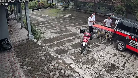 Mentahan(dilarang ketawa) #ambulancedriver #ambulance_tiktok #ambulanceprank #pemdes