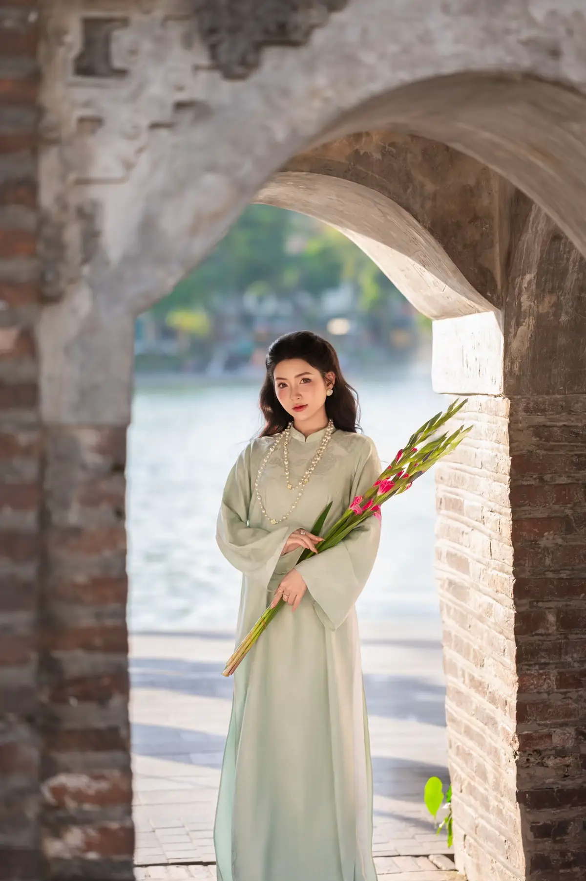 Bộ ảnh áo dài đón tết đây các nàng ơi.#cungtuyenchupanhne #chupanhconcept #chupanh #chupanhaodai #fyb 