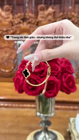 Vòng xinh chờ chị em mình chốt 🌸🍃🛒 #cobonla #trangsuctitan #xh  @THẢO TRINH  @THẢO TRINH  @THẢO TRINH 