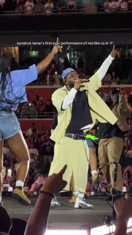 your favourite rapper's favourite rapper @Kendrick Lamar #melbourne #kendricklamar #notlikeus 