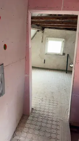 Подпишись, это еще не все предести этого дома😂😂#tik_tok #rels #trend #rek 