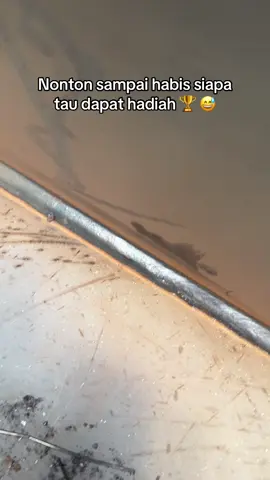 Bagaimana caranya 😂😂 #welder #welderfcaw #helmkuning 