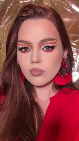 Mă bucur nespus ca am în viața mea prieteni, care știu sigur ca oricât timp ar trece fara sa vorbim, daca sun, ei sunt acolo pentru mine! #fyppppppppppppppppppppppp #foryou #makeupartist #makeuptransformations 