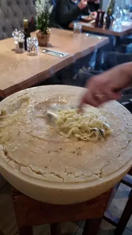 #divino #solingen #italianiingermania #mercoledi #pranzo #cucinaitaliana #pasta #pastatiktok #formaggio #tartufo #sonounitaliano 