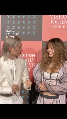 🤏😭 #lisa #blackpink #LISAxLouisVuitton #felix #jhope 
