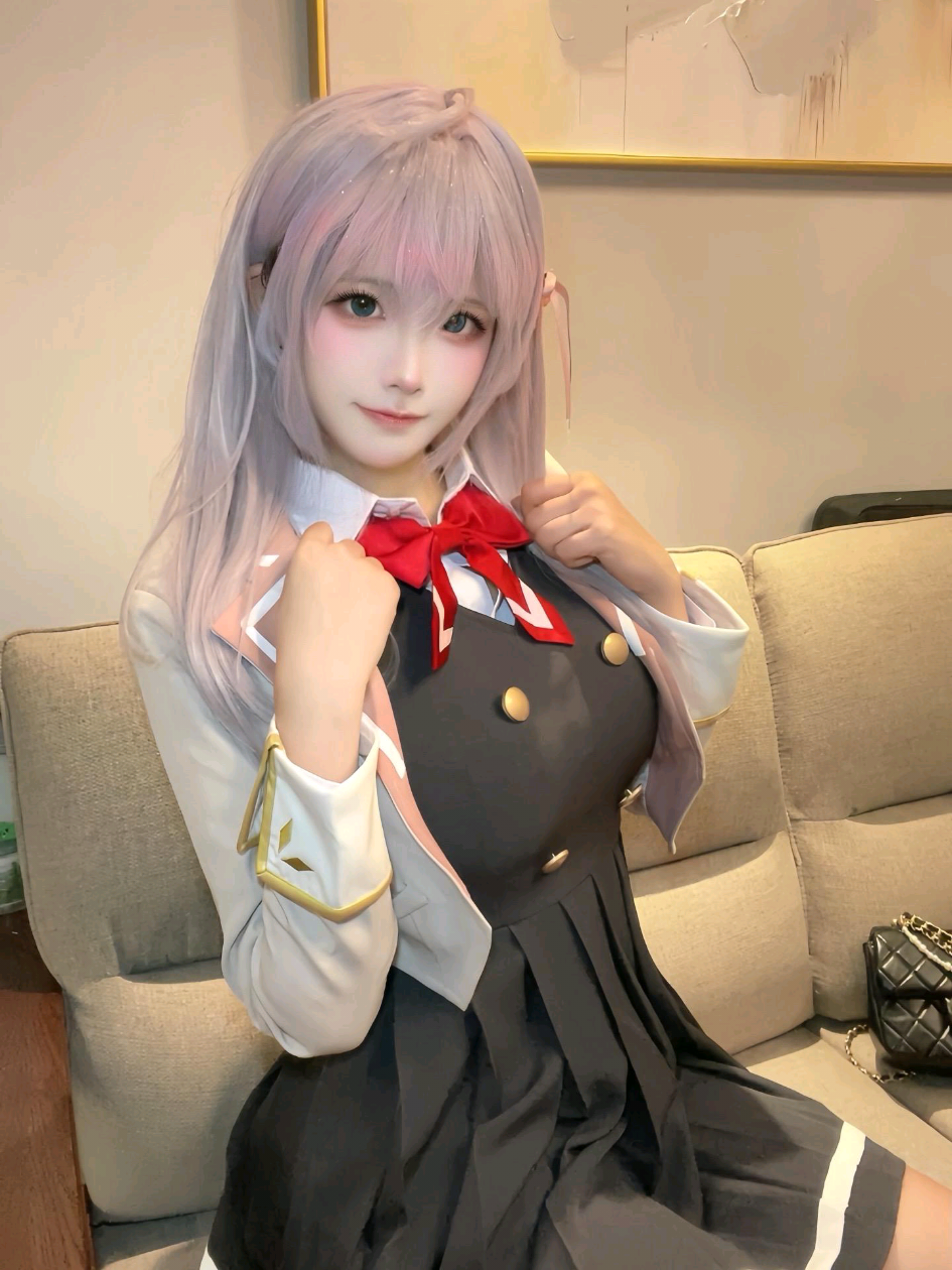 kapan S2 nya🫩#douyin#douyin_china#cosplayer#alisamikhailovnakujou#fyppppppppppppppppppppppp 