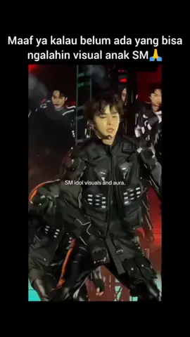 Jangankan idolnya, staffnya aja cakep 😭 #SM #Hearts2Hearts #aspa #redvelvet #superjunior슈퍼주니어 