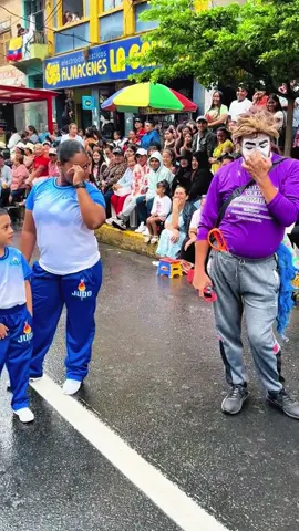 Bestfunnymoments,ifitmakesyoulaugh,pleaseleave😂😂😂#funny#clown#videofunny#prank