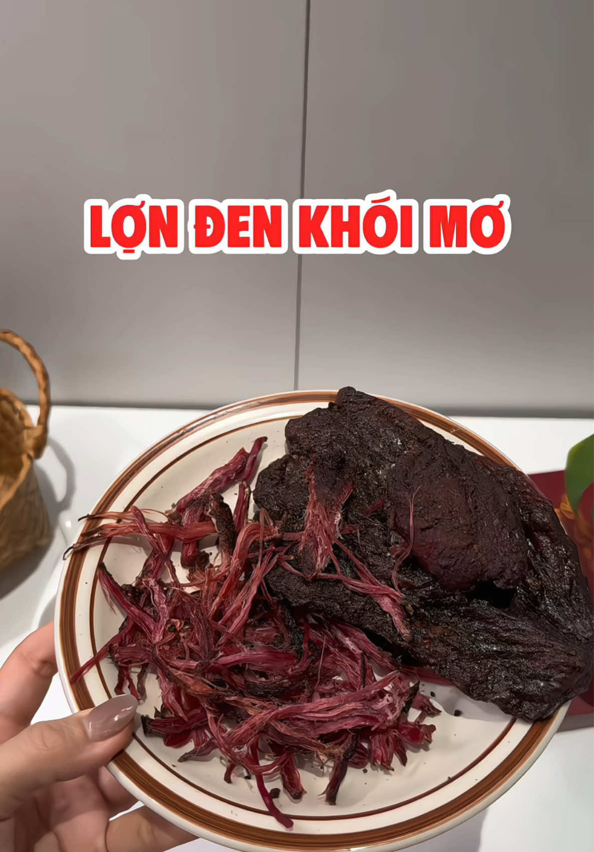 Món ngon nhâm nhi ăn Tết đây mấy bà uiii #londenkhoimo #vuadinhvi #thitlongacbep #dienvienbaothanh #giangdunggi 