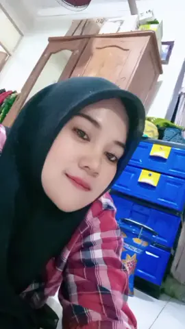 lelah terasa hilang kalo semua di bawa happy 😃