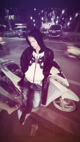 8h seoul? | ảnh :@qitin__ #martin #cortis #coer #j4f