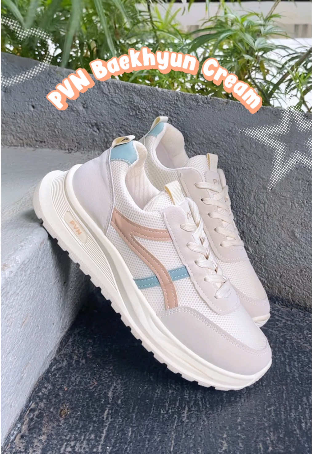 outfit nongki nyaman ya pake sneakers nyaman dong! 👀 #spillpvn #pvnbaekhyun #pvn #sneakers 