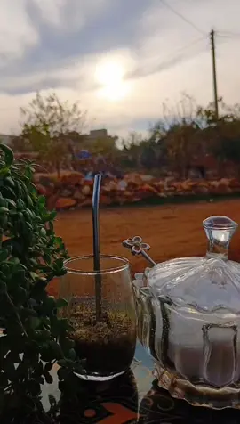 انا مش بس بترك اثَر. انا بخلي المكان ناقص اذا غبتْ🖤.#hdwsh_sy #اعادة_النشر🔃 