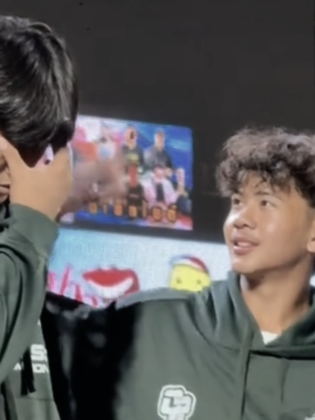 เศร้าว่ะ นาวอกหัก😔😔🙄😁😁#เตวรากร #หมอนทองวิทยา #หมอนทอง 