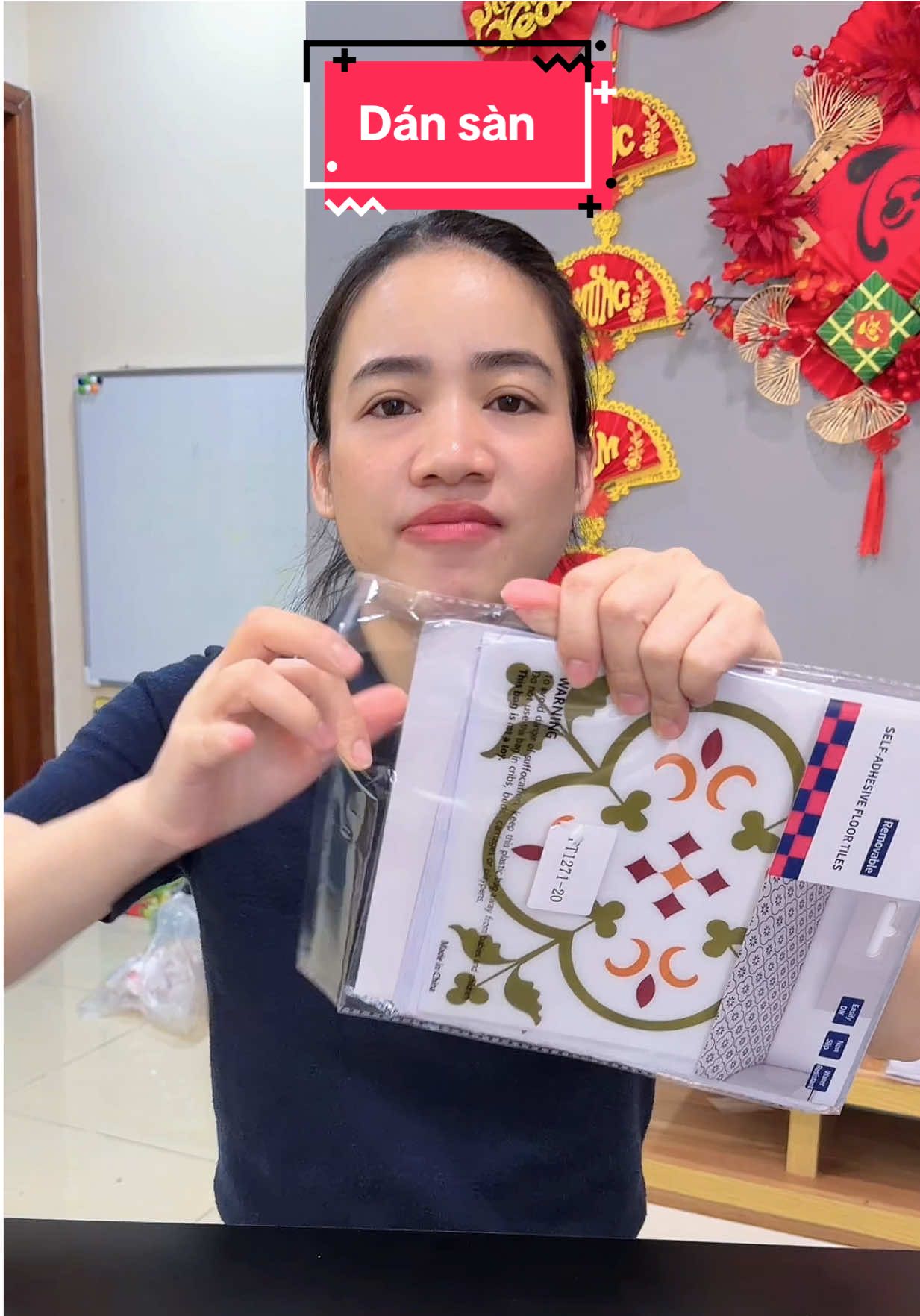 Miếng dán sàn chống nước, bám dính tốt #nhacuaenn #miengdansannhatam 