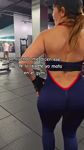 #labelladelgym♥️😍😘 #gymtimeworkout #merychristmas🎅🏼🎄 #videoviraltiktok2025♥️😍😍 #mujerbella🌹🌹 