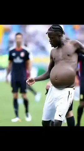 Vini jr Kassongo #vini #footballfunnymoments🤣 #viniciousjr 