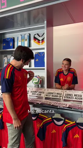 La segunda estrella merece una camiseta a la altura.  @adidas