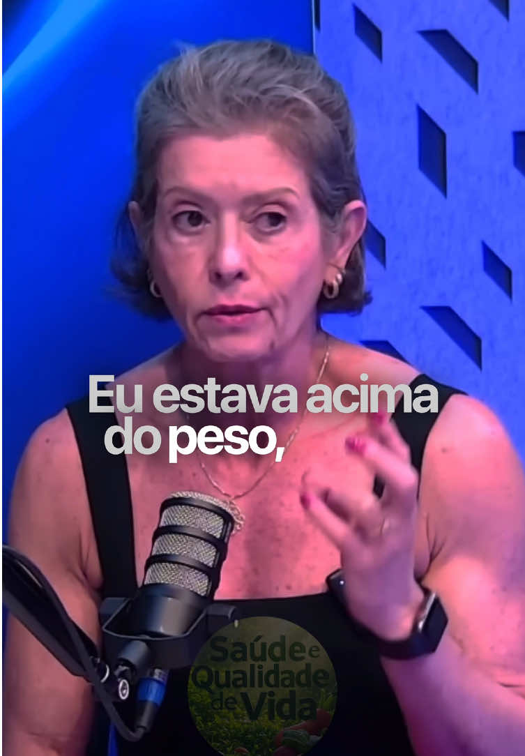 Antes de entrar na academia, tem muita gente que passa a vida inteira sedentária, sem energia, sem disposição pra nada, vivendo no automático… mas sabe quando tudo muda?  Não importa se foram 40 ou 50 anos parada, o corpo começa a responder no mesmo instante em que você decide se movimentar. É no meio desse processo que a ficha cai: a qualidade de vida que chega junto com o treino supera até a disposição que você tinha quando era mais jovem. Você acorda com mais energia, o humor melhora, o sono regula, a mente clareia. É como se você finalmente lembrasse como é bom viver dentro de um corpo que funciona. E no fim das contas, não importa quanto tempo você passou sem se cuidar. O que importa é o que você faz a partir de hoje. A academia não te devolve só saúde, ela te devolve vitalidade, movimento e anos de vida com força o suficiente pra aproveitar tudo o que antes parecia distante. É ali que você renasce — no seu ritmo, mas muito melhor do que antes. #academiamotivação #treinofeminino #saudefeminina #vidasaudavel #motivaçãoDiária 
