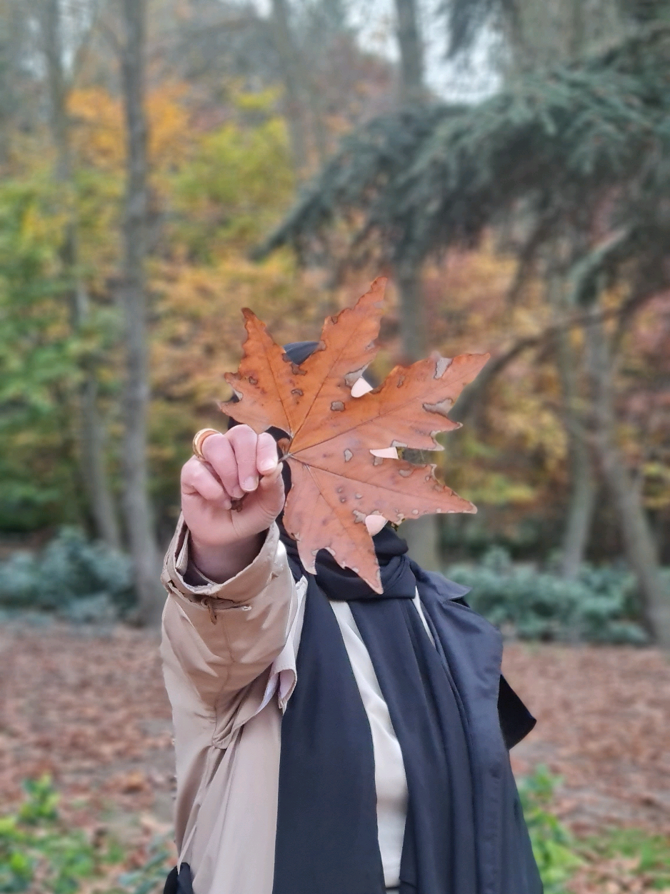 Görün ,inanmayın amma. Mən 25də qalmışam hələ☺ Sadəcə 1az musiqi zövqüm dəyişib🤭  Retro mahnıları dinləməyə başlamışam😍 Sizin ruh yaşınız neçədir? #akımlar #retro #yeniakım 