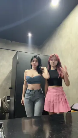 Rambut basah efek joget