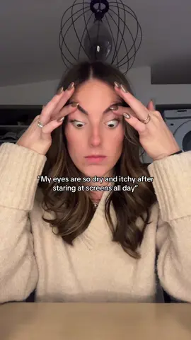 couple sprays of hypochlorous cleansing spray a day keeps the itchy away!! #dryeyes #itchyeyes #redeyes #eyecaretips #eyehealth 