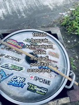 Tapi nek soal jajan, tolong pentolku prioritasno yo cah😭😭