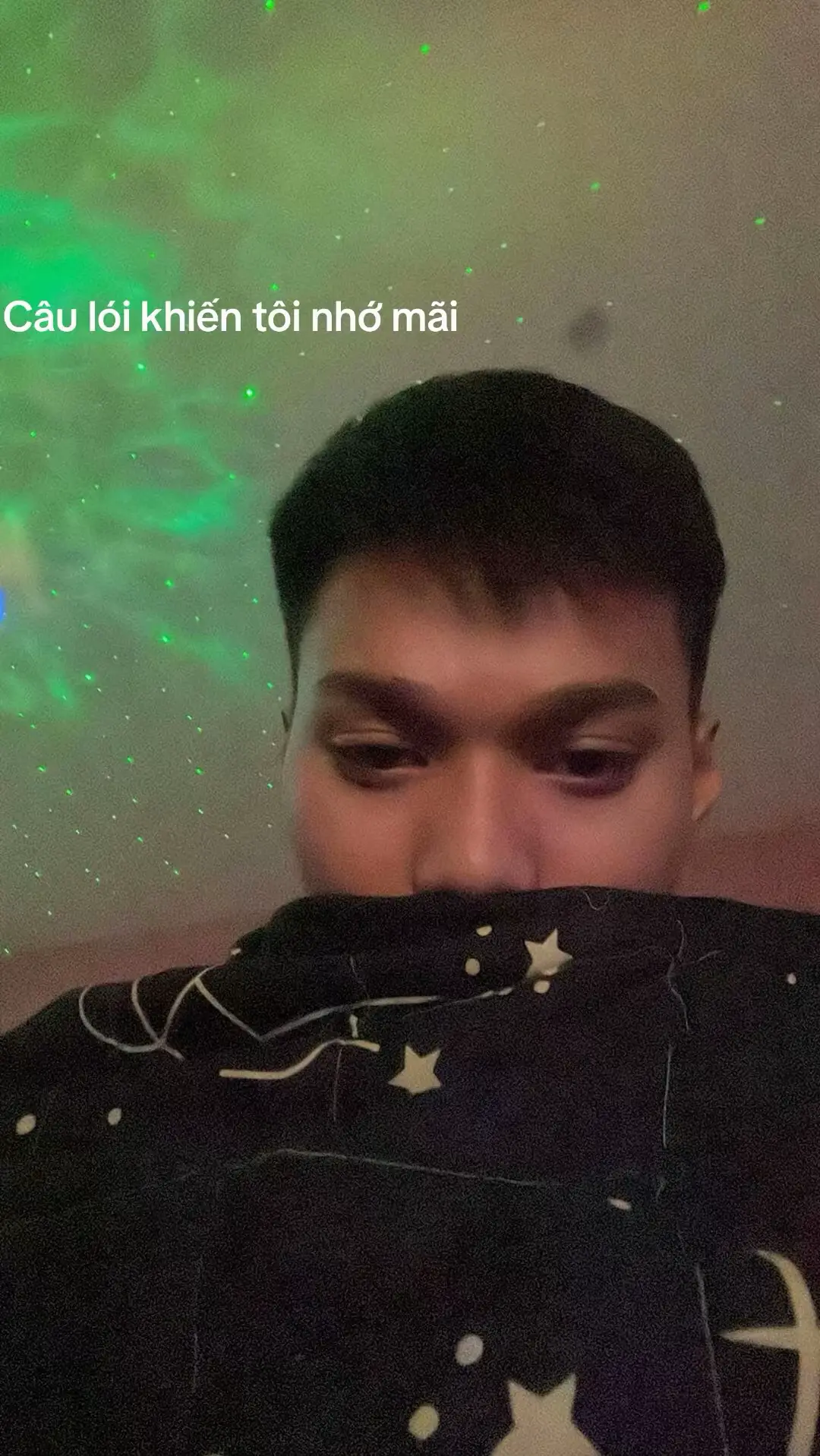 Mẹ anh khóc rất nhiều mỗi lần nghĩ tới anh:(