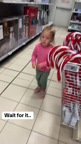 Who needs a Mama Bear when you have a Charleigh Bear?! 🐻 🤣 . . #thegrinch #dancinggrinch #canadiantire #twintoddlers #twinA @Canadian Tire 