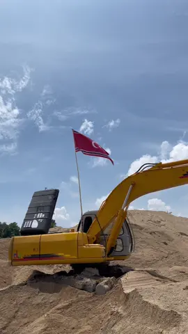 kudodaidi kudodaidang silayang Blang,ka putoh taloe,nyo ka putoh bebagah tacok pulang,nyo bak but bejuang be tatem mate bak bela nanggro 🫡