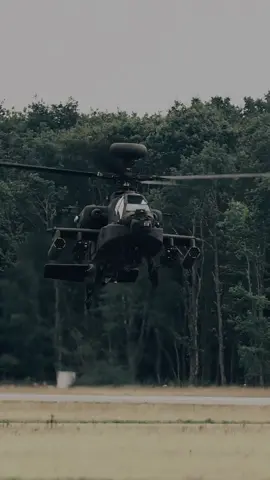 #ah64 #ah64apache #เครื่องบินรบ #🇺🇸🇺🇸🇺🇸 #กองทัพอากาศ The AH-64 Apache is a multi-mission attack helicopter, twin-engine, and four-blade propellers that is recognized as one of the most dangerous and effective attack helicopters in the world. It is designed to operate day and night, including in bad weather. It plays a major role in hunting and destroying enemy tanks, armored vehicles, and air defense units.