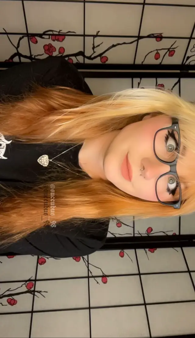 #glasses #egirl #egirls #altgirl #alternative